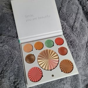Ofra Good to Go Mini Mix Palette - NEW